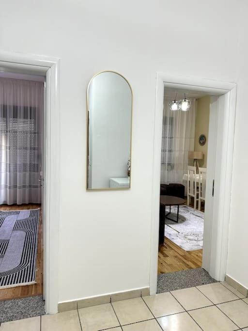 Sol Apartments - 2 Bedrooms Shkoder Luaran gambar