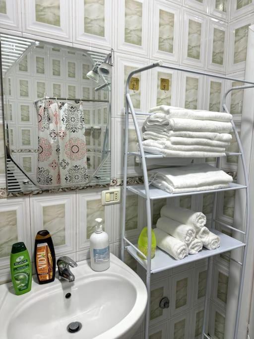 Sol Apartments - 2 Bedrooms Shkoder Luaran gambar