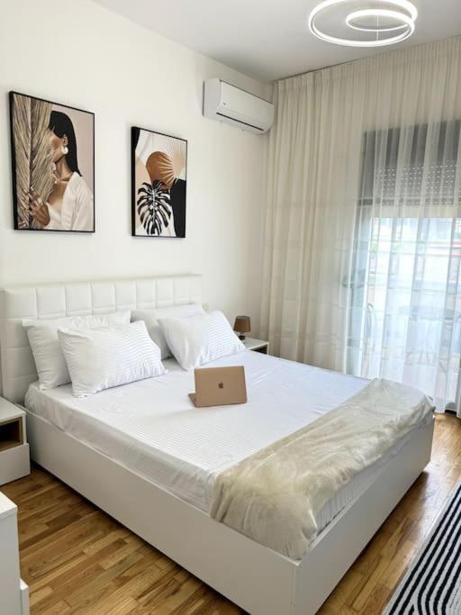Sol Apartments - 2 Bedrooms Shkoder Luaran gambar