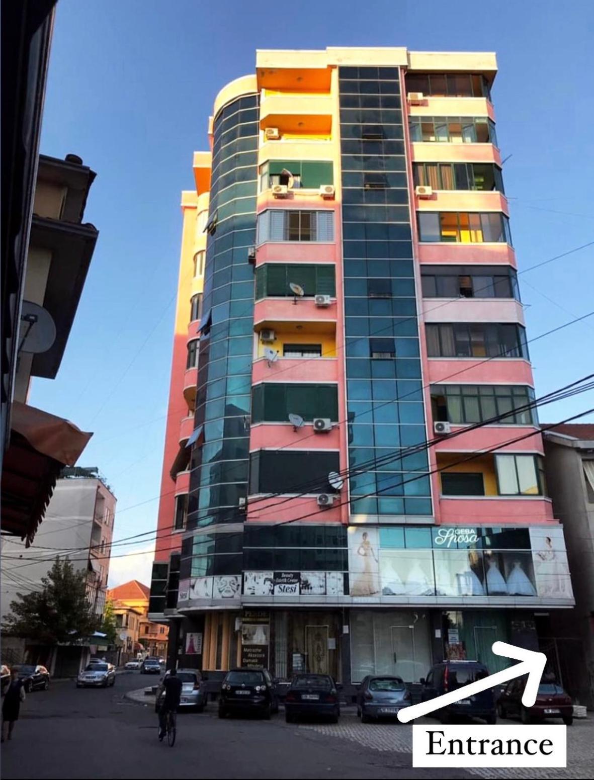 Sol Apartments - 2 Bedrooms Shkoder Luaran gambar